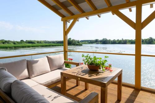 Tiszaorveny Apartment | Norbi cölöpház
