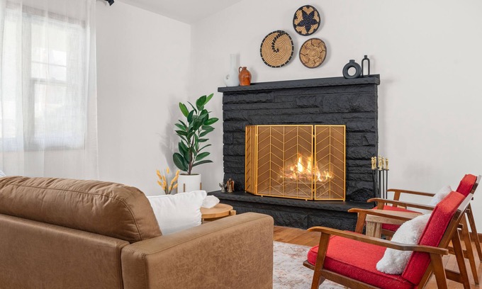 DeKalb House | Nordic Mid-Century Retreat