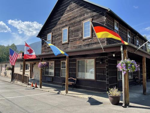 Marblemount Cabin | North Cascades Inn