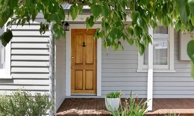 Launceston CBD Cottage | North Edge Cottage ~ Free Parking, City, Warm