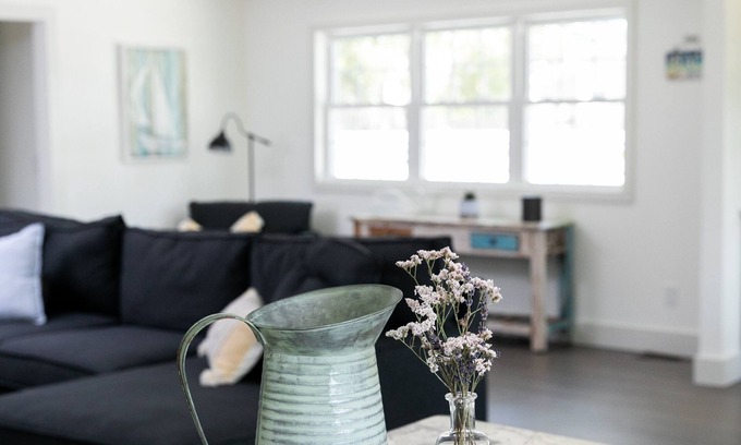Aquebogue House | North Fork Home Steps to Private Beach & Walk to Marina, Farms, Restaurants.