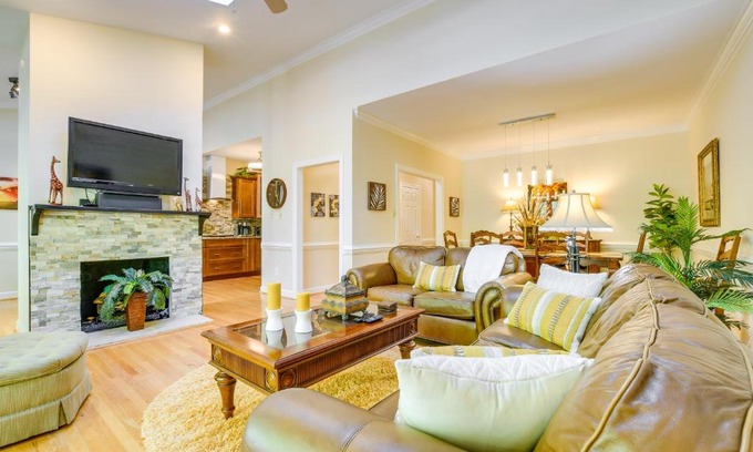 North Raleigh House | North Raleigh Vacation Rental about 8 Mi to Downtown!