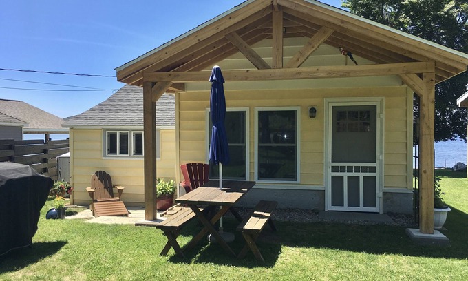 Sandy Creek Cottage | North Sandy Pond/lake Ontario Cottage On The Pond " Little Piece of Heaven"