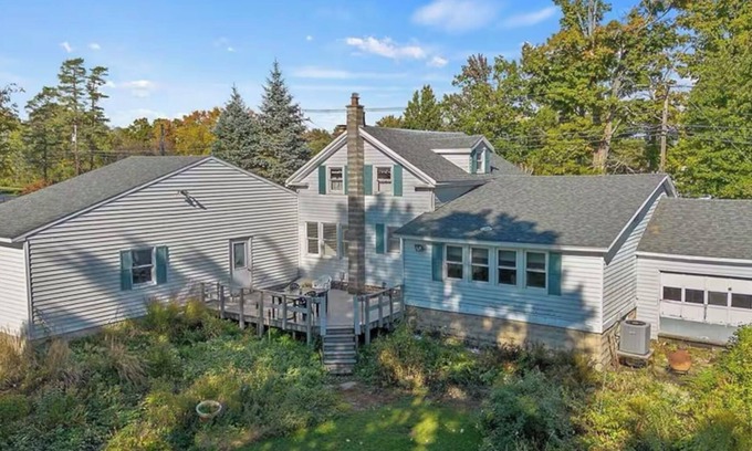 Constantia House | North Shore Retreat on Oneida Lake