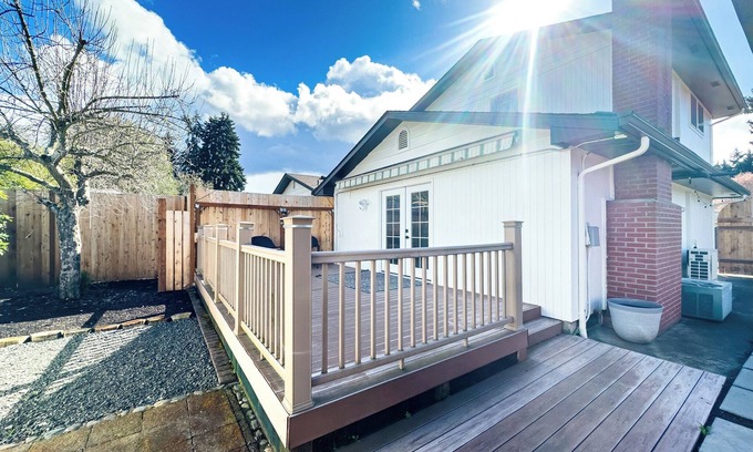 Springfield House | Northbank Loft: Hot tub and 1 mile from Autzen