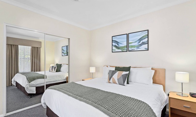 Northbridge Apartment | Northbridge Prime Location*2BR