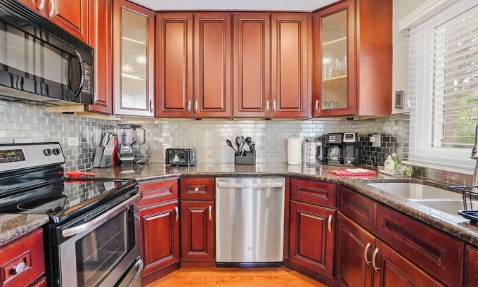 Northbrook House | Northbrook FHS Rental