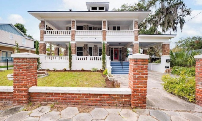 Springfield House | Northeast Florida Retreat