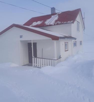 Balsfjord House | Northern Lights Panorama