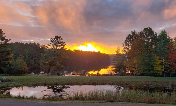 Three Lakes Hotel | Northernaire Resort