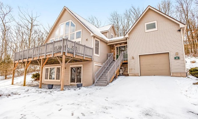Tannersville House | Northridge 2203
