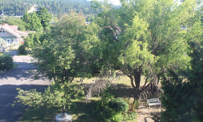 Bonners Ferry Bed & Breakfast | Northside School B&B