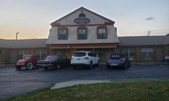Norwalk Hotel | Norwalk Inn