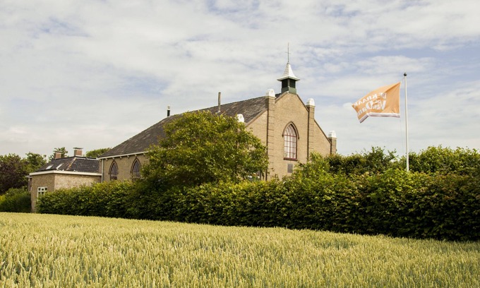 Oosterbierum House | Not just any holiday home -but a small church with atmosphere, space and comfort
