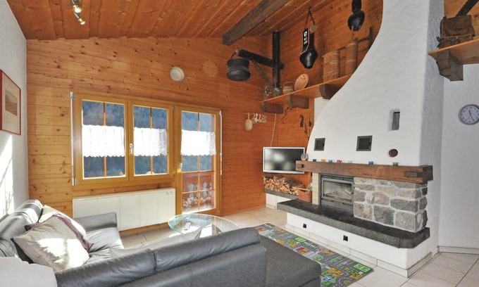 Hünibach Apartment | NOVASOL holiday apartment Chalet Bühl in Habkern.