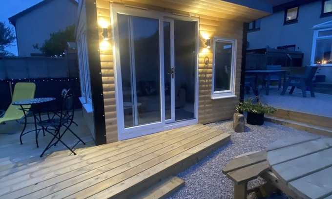 St Monans House | Number Fifty Six Fully renovated modern holiday home accommodate up to 5 guests