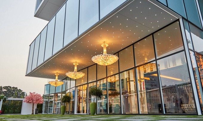 Osu Klottey Hotel | Number One Oxford Street Hotel & Suites