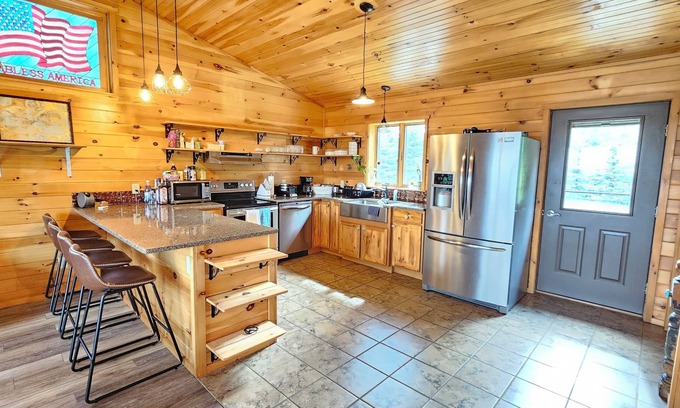 Nunda House | Nunda Getaway with valley views. 15 minutes to Letchworth Park. Pet-Friendly!