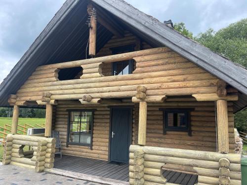 Otepaa House | Nuustakumajad