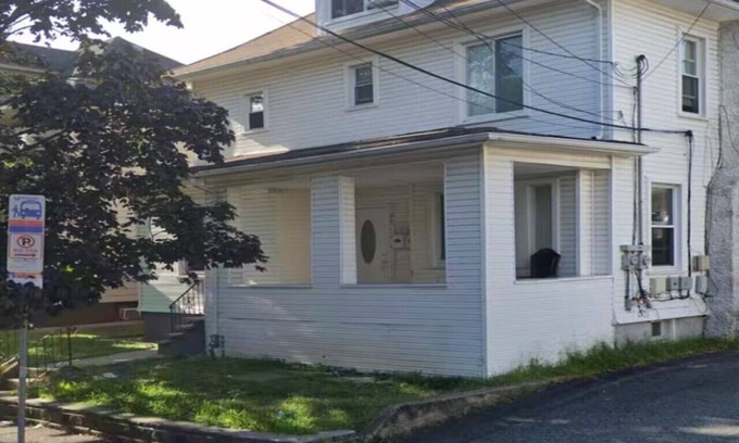 Passaic House | NYC Gateway: Cozy Family Home