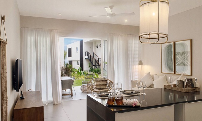 Trou aux Biches Apartment | O'Biches - Deluxe Apartment by Horizon Holidays