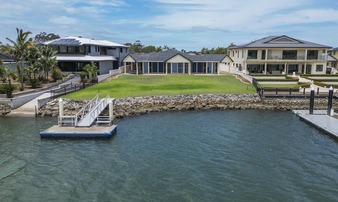 Yamba House | O'Grady's Rest - Oceanstays