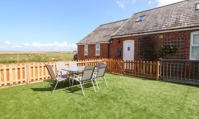 Dinas Dinlle House | Oak Cottage