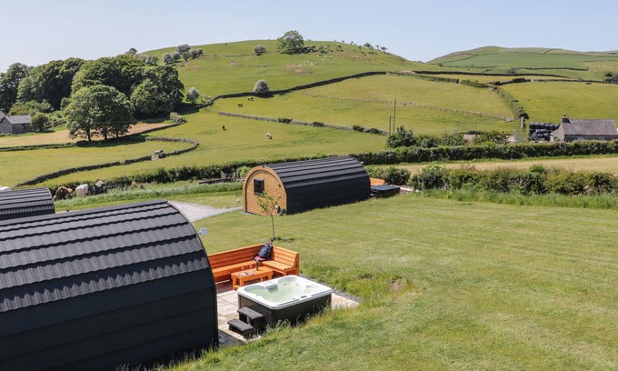 Newland Near Ulverston Cottage | OAK, pet friendly, character holiday cottage in Ulverston