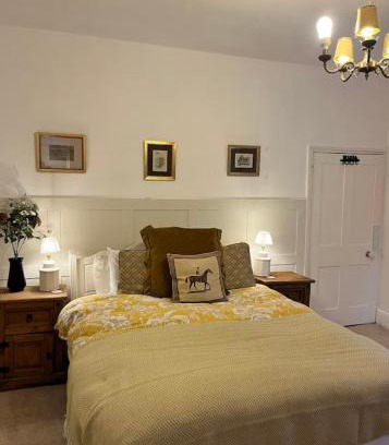 Wollerton House | Oaklands Farm