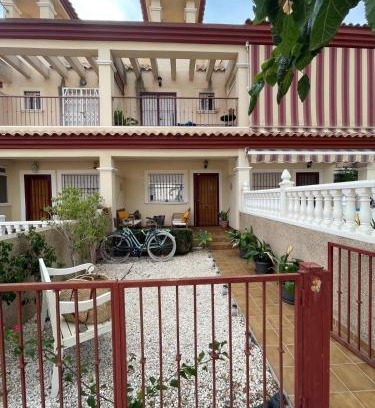 Los Imbernones House | Oasis en la playa con piscina