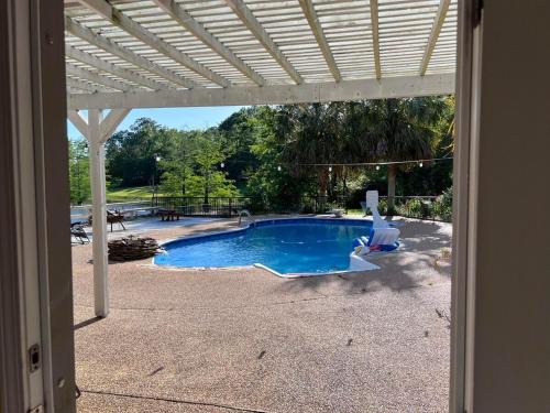 McComb House | Oasis In The Country