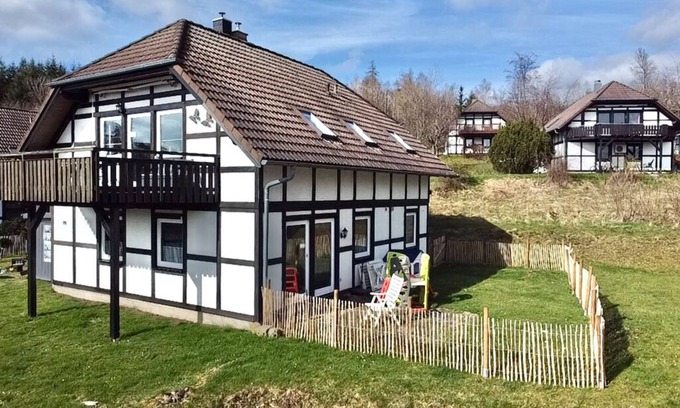 Feriendorf Frankenau Apartment | *Oasis of peace in the Kellerwald forest at the forest entrance. Garden with fence. WLAN free of charge.