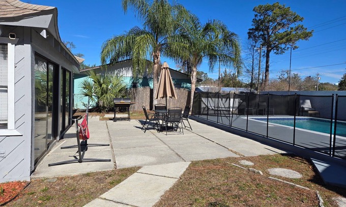 Lake City House | Oasis Paradise Retreat with POOL