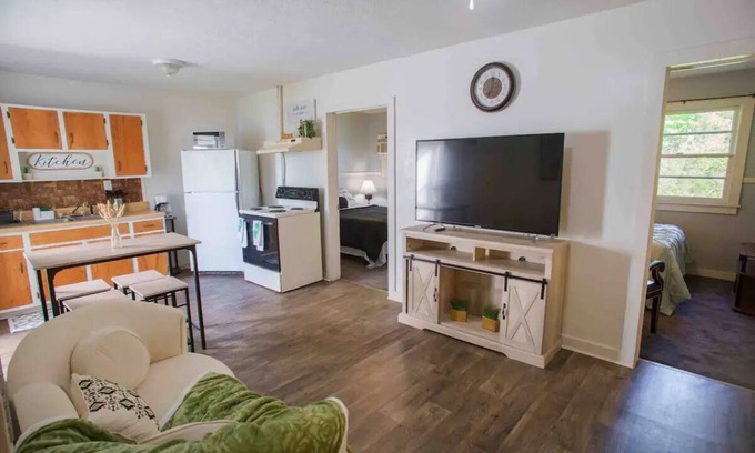 Radcliff Apartment | Oasis’s apartments 2