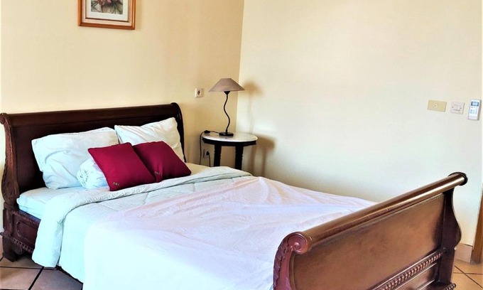 Hegarmanah House | OBC Villa