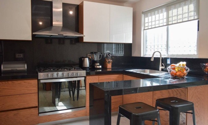 Monterrey House | Obreros 937, La Alianza