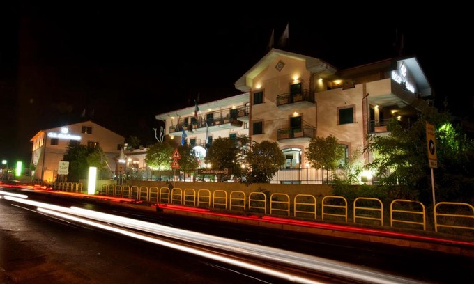 Settecamini Hotel | OC Hotel