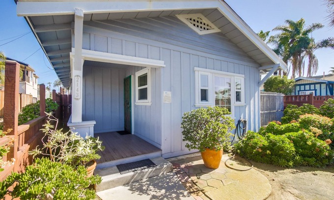 Ocean Beach Cottage | Ocean Beach Cottage - your perfect beach escape.