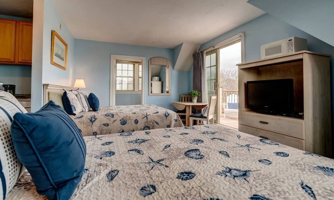 Falmouth Heights Apartment | Ocean Deck 2 Queen Bed Luxury Retreat
