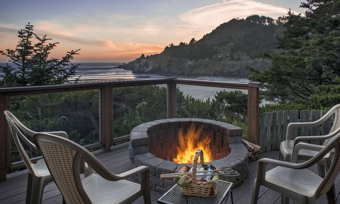 Agate Beach Bed & Breakfast | Ocean House