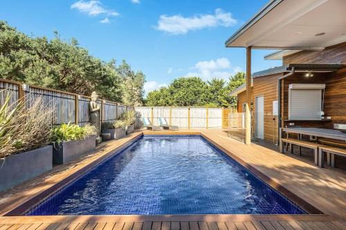 St. Andrews Beach House | Ocean Luxe Retreat Pool Tennis Court Beachside