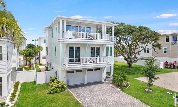St. Augustine Beach House | Ocean Retreat - 5 Bedroom Pool Home