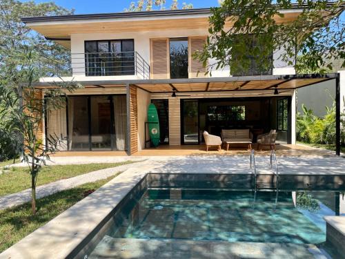 Playa Hermosa Cobano Villa | Ocean Sounds Villa Ola - walk to Playa Hermosa