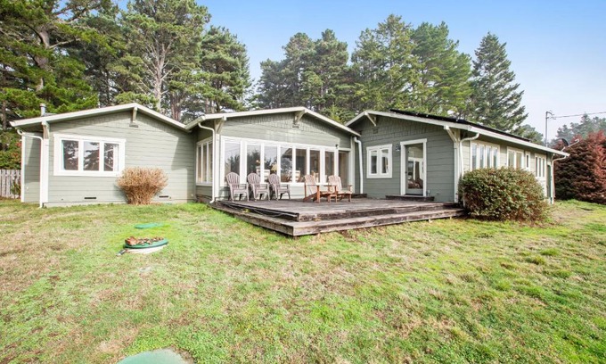 Mendocino House | Ocean Trails