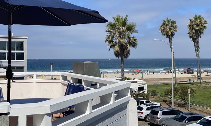 South Mission Beach House | Ocean View Mission Beach Wedding - Family Reunion - Corporate Retreat -Sleeps 20