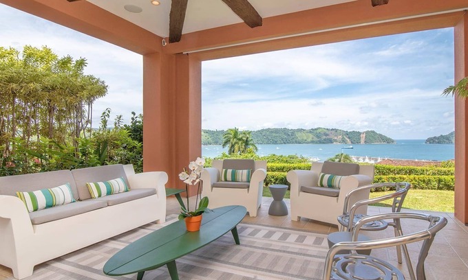 Herradura Condo | Ocean View, Modern Luxury w/Jacuzzi & access to all amenities!