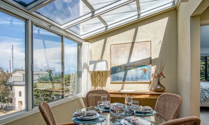 Lighthouse District Condo | Ocean Wave A - Monterey Condo - Oceanview Cannery Row
