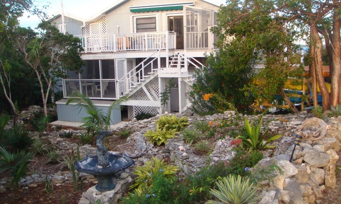 Little Harbour Villa | Oceanfront, Beach, Tennis-Pickleball Court, Dock, Kayaks, Bikes