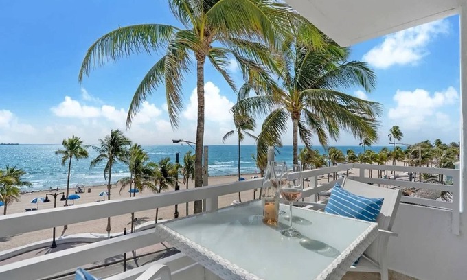 Central Beach Apartment | Oceanfront Condo with Stunning Views