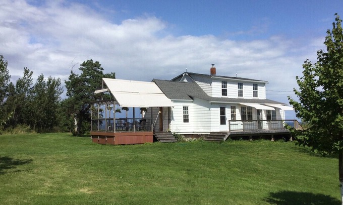 Pictou County Other | Oceanfront farmhouse retreat